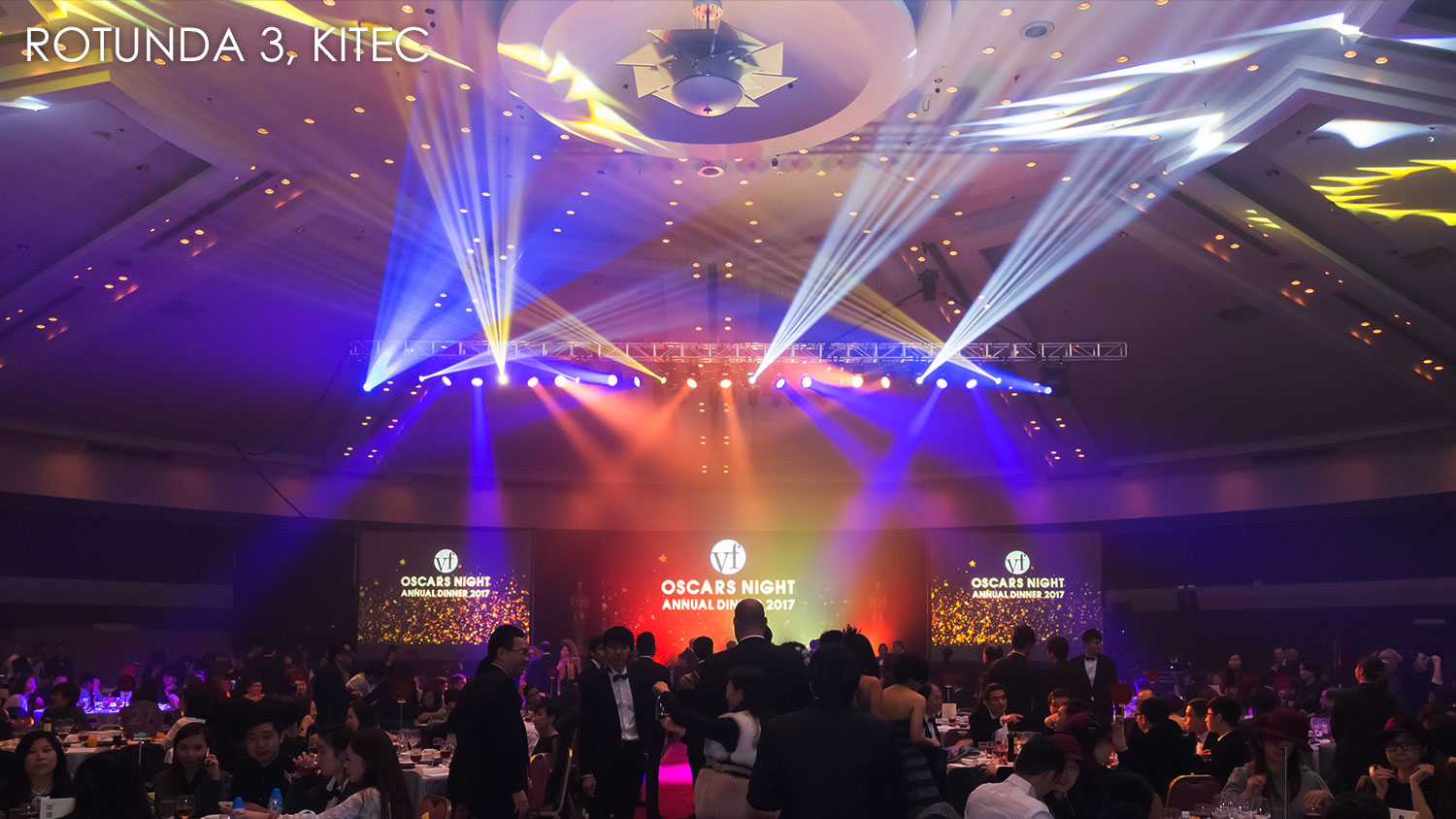 We are an LED lighting rental company providing event lighting rental services in Hong Kong. Our lighting equipment greatly enhances the atmosphere at any function and is used for all types of events including gala dinners, conferences, wedding banquets, private parties, product launches, and outdoor festivals.